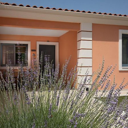 Perithia Suites Dış mekan fotoğraf
