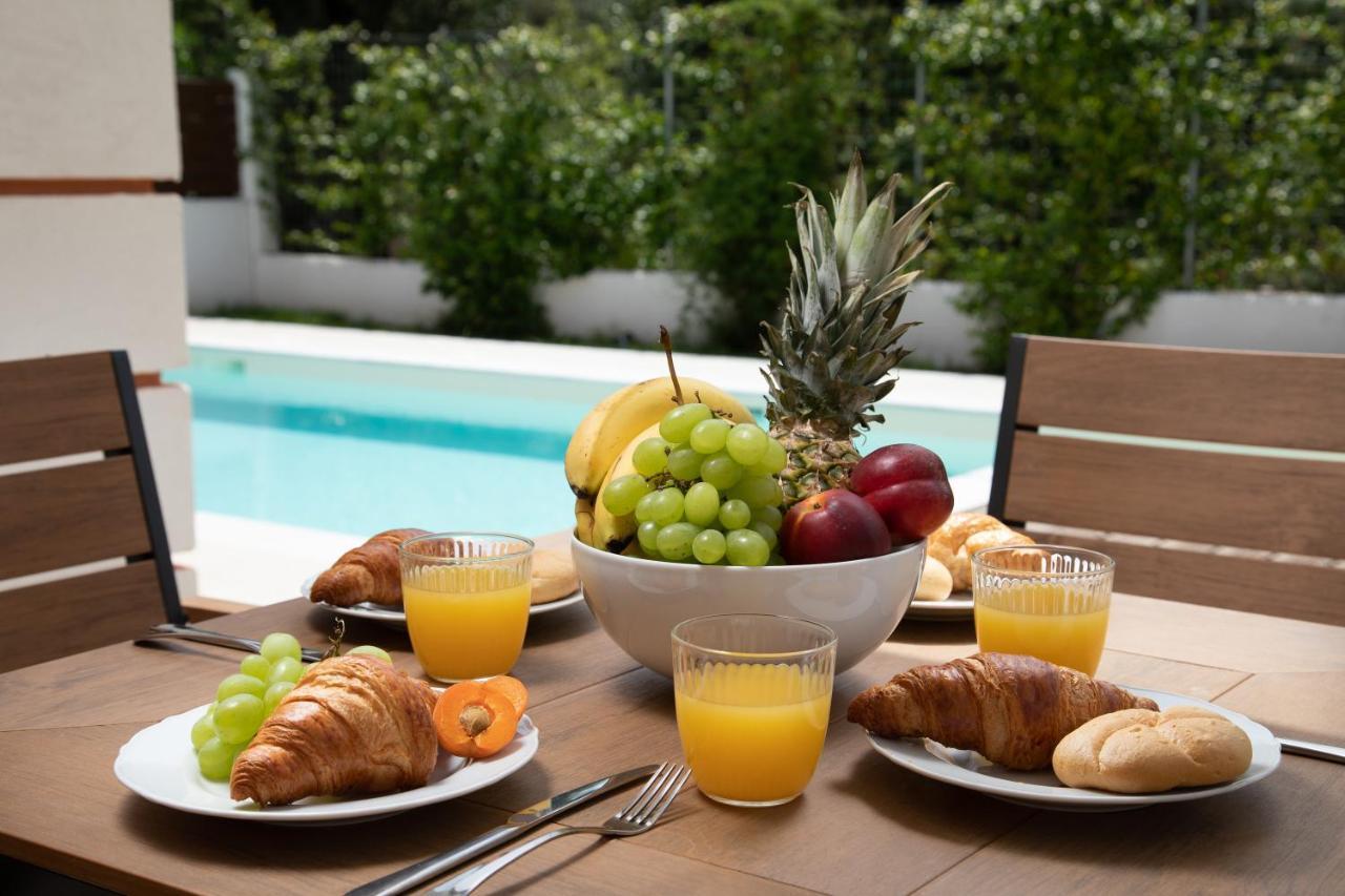 Perithia Suites Dış mekan fotoğraf