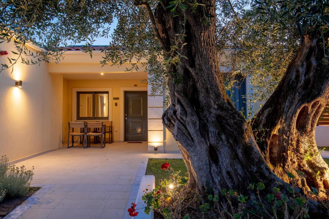 Perithia Suites Dış mekan fotoğraf